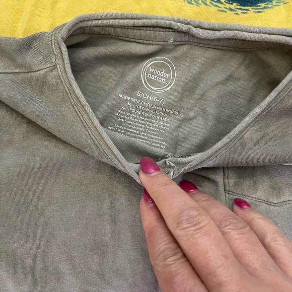 Bundle of 3 boys t shirts. - Picture 5 of 7